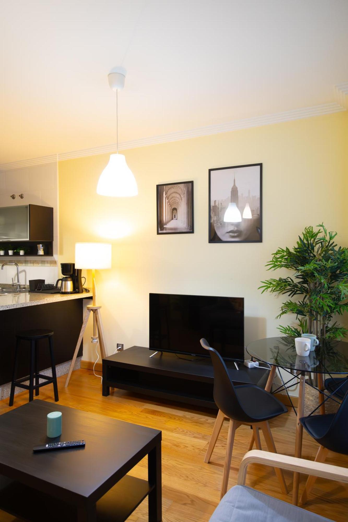 Apartamento Con Garaje, Centrico Y Luminoso Понтеведра Экстерьер фото